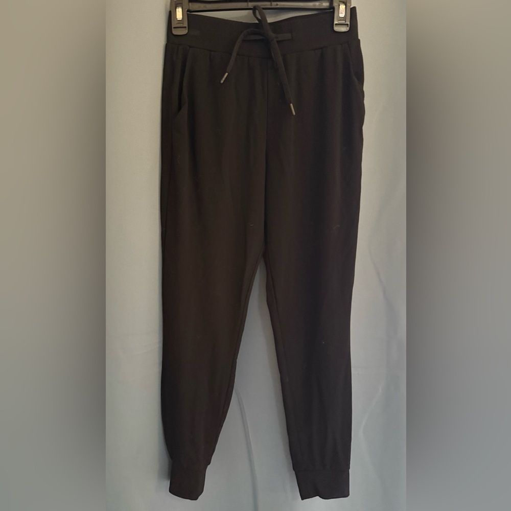 Cozy Earth Bamboo Sweatpant Set NWOT- Brushed Bamboo | XS | Black |  Loungewear - Picture 6 of 9